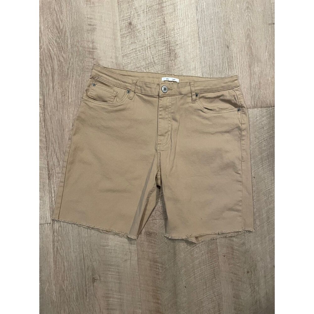 STS Blue cut-off shorts, size 32